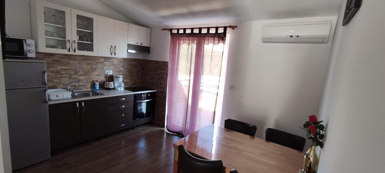 Apartman Darko Rogoznica  Exteriör bild